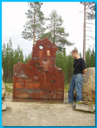 37 Lapin sodan muistomerkki.jpg
