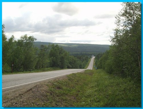 39 Suoran paassa Karigasniemen rajanylityspaikka.jpg